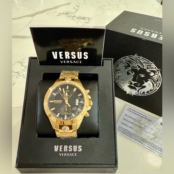 NWT Versus Versace Black and Gold Timepiece 46MM Griffith Chronograph - Picture 7 of 7